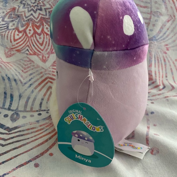 Squishmallows minya the mushroom - Picture 4 of 4
